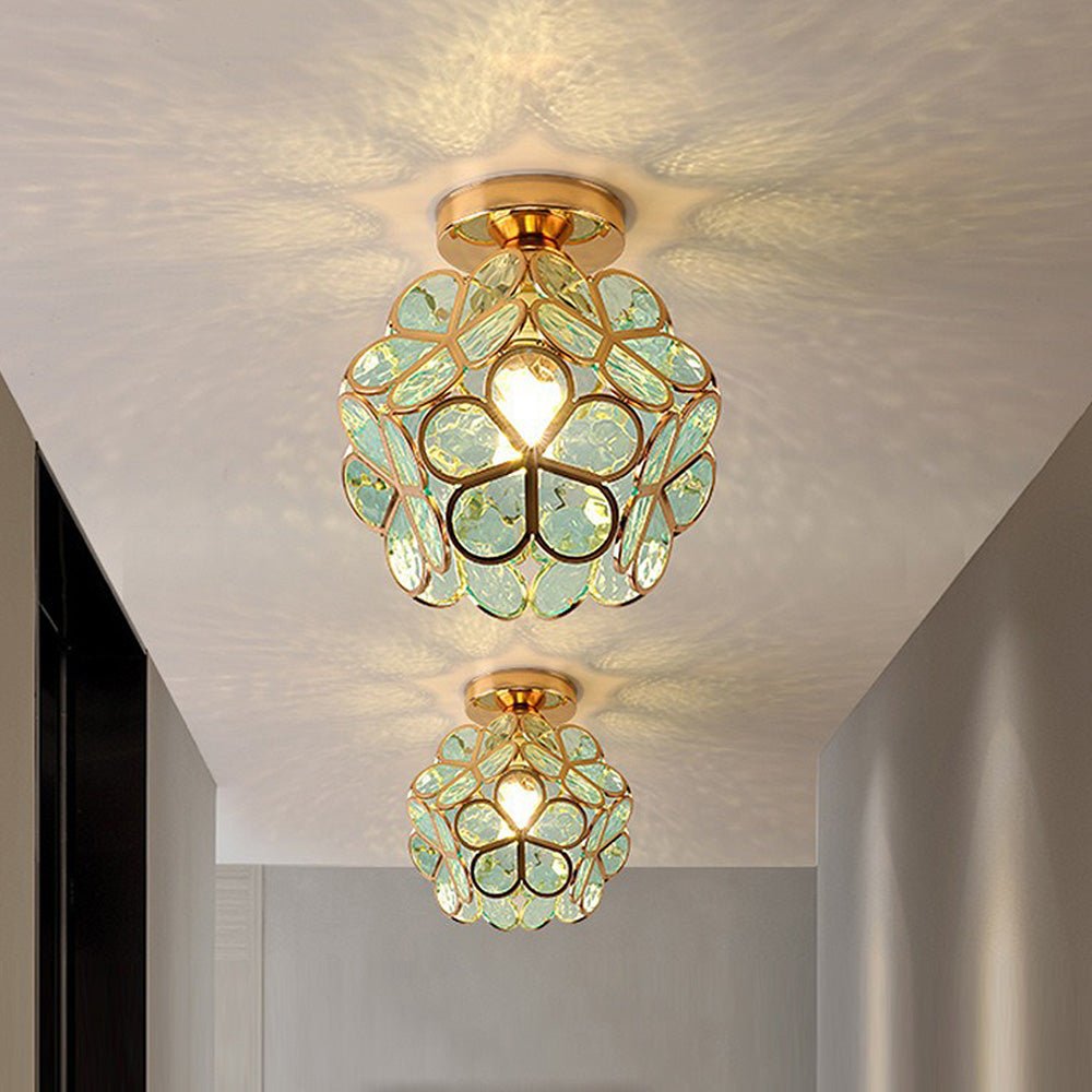 Florale Glas-Deckenleuchte mit Lichtreflexion