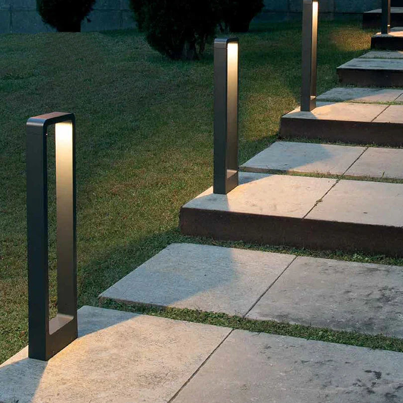 Moderne wetterfeste LED-Gartenleuchte für stilvolle Wege- und Terrassenbeleuchtung