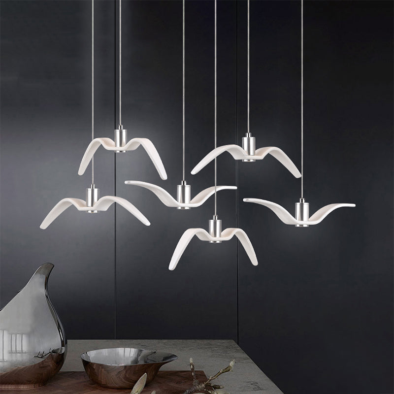 Moderne Möwen-Hängelampe mit LED-Beleuchtung