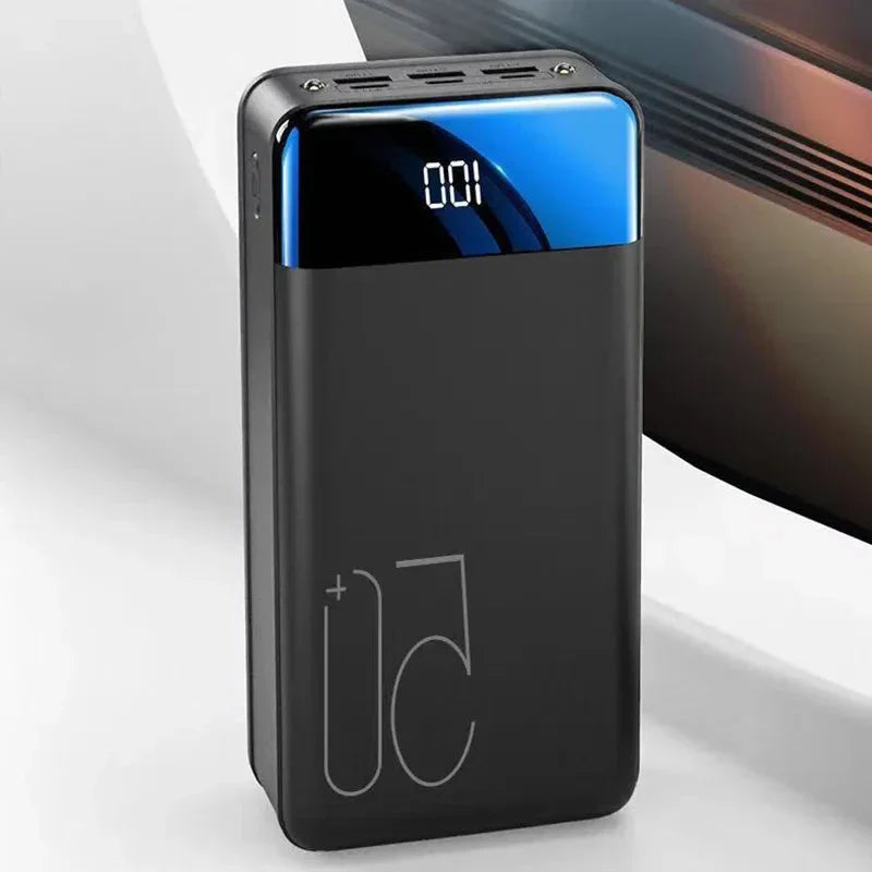 Leistungsstarke Powerbank mit USB-Anschlüssen – Mobiles Ladegerät mit hoher Kapazität