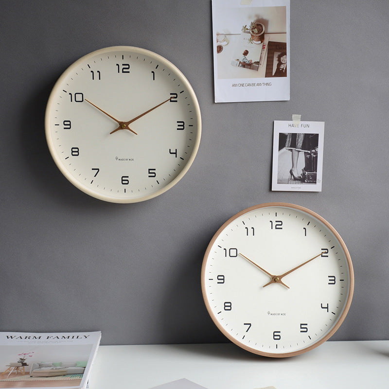 Geräuschlose Wanduhr Aus Holz Mit Zeitlosem Design