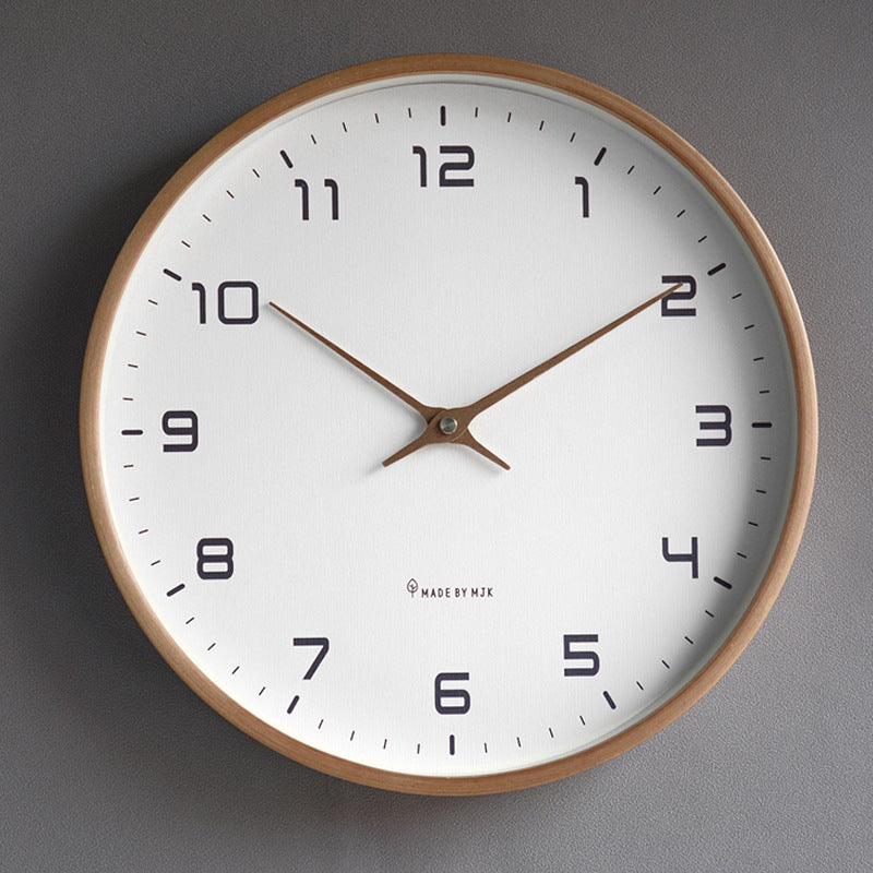 Geräuschlose Wanduhr Aus Holz Mit Zeitlosem Design