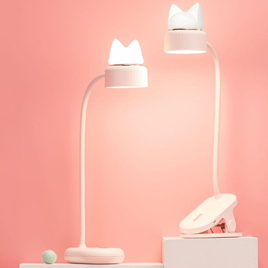 Trendy und Kreative LED Tischlampe im Katzenohren-Design