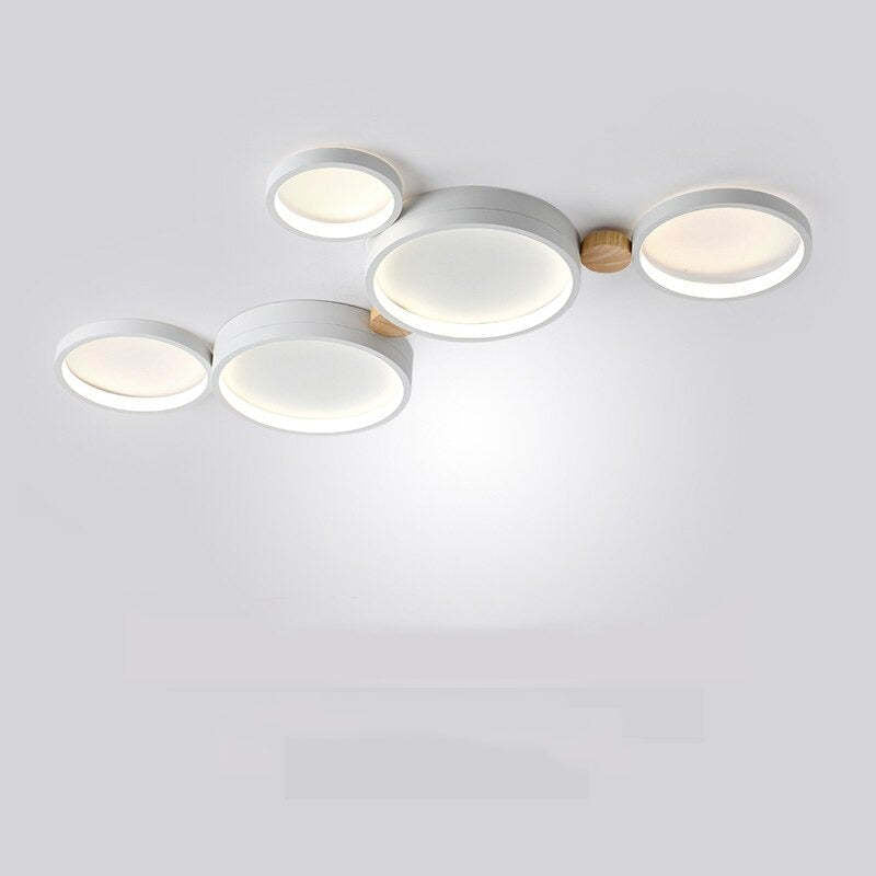 Moderne LED Deckenleuchte mit Grauen Metallringen