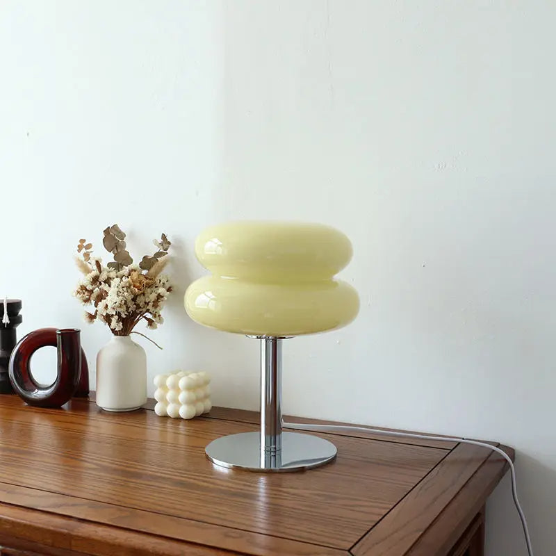 Bauhaus Tischlampe im italienischen Design – Dimmbar & Stilvoll
