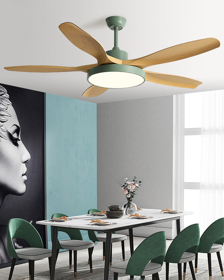Skandinavischer Deckenventilator mit LED-Licht und Wendemotor