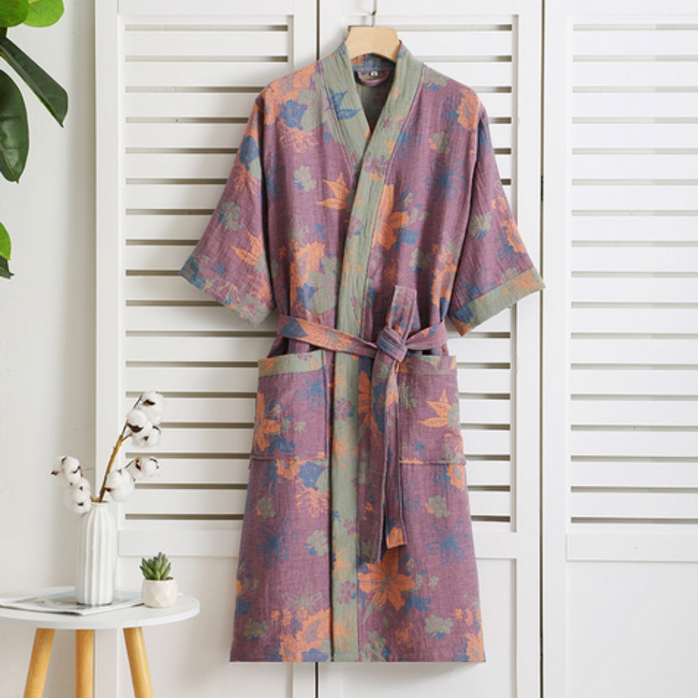 Weicher bedruckter Bademantel mit Retro-Muster