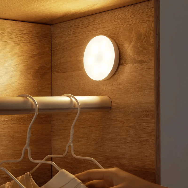 LED Nachtlicht mit Bewegungsmelder – Wiederaufladbar, Energieeffizient, Kabellos