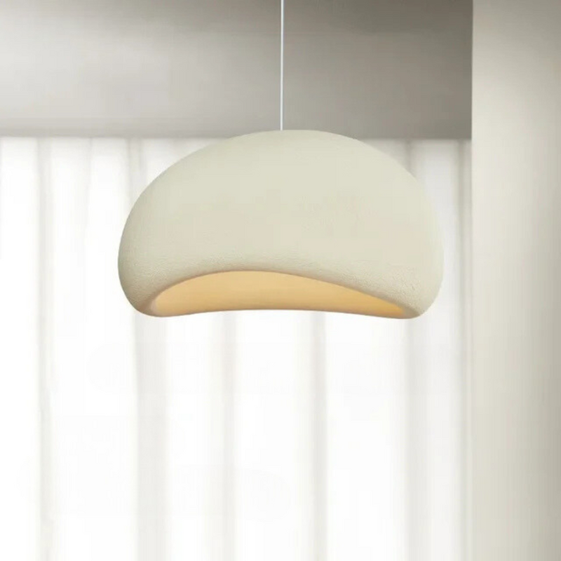 Minimalistische Pendelleuchte für eine ruhige Wohnatmosphäre