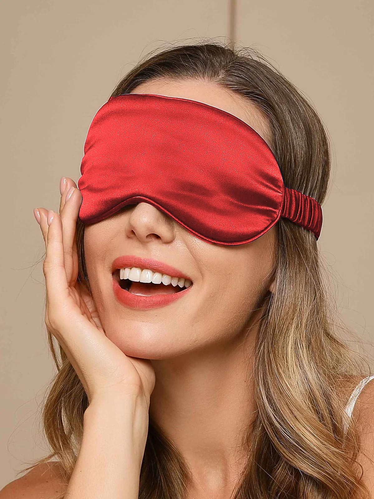 Schlichte Schlafmaske für Damen – Augenmaske mit Paspelierung und Gummiband