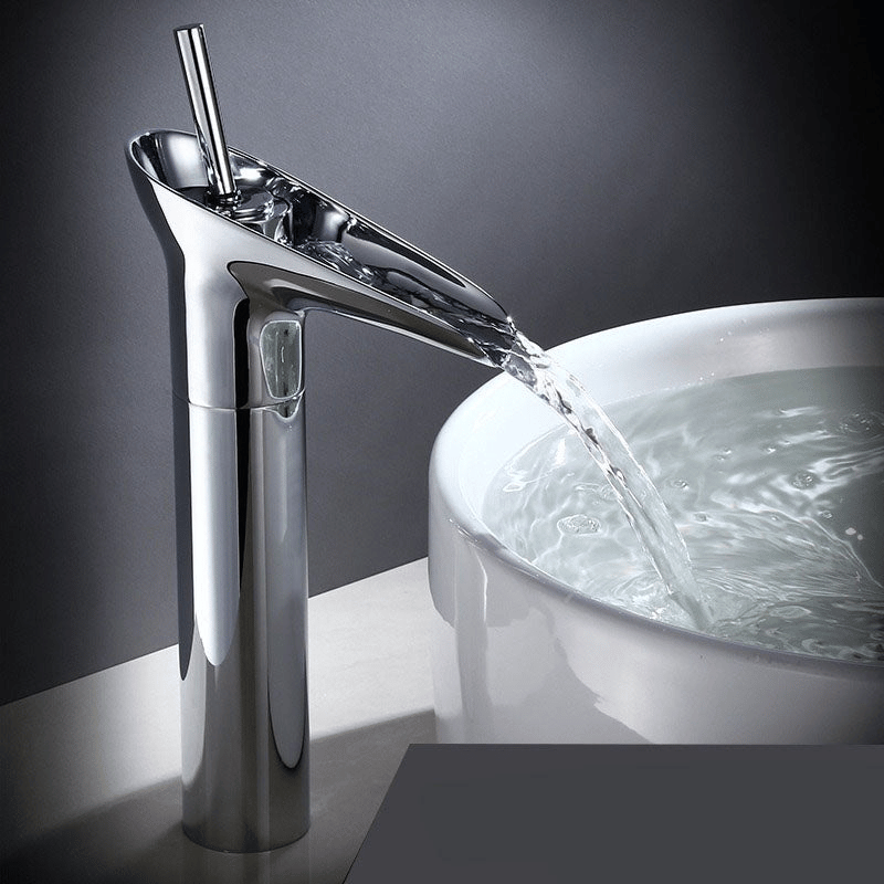 Moderne Wasserfall Waschbeckenarmatur