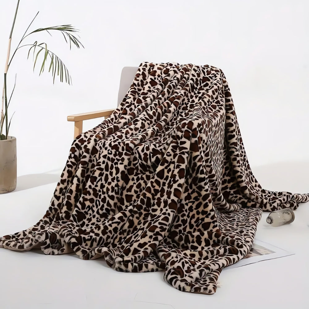 Warme Decke mit Leopardenmuster für Sofa und Bett
