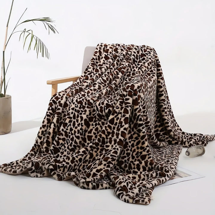 Warme Decke mit Leopardenmuster für Sofa und Bett