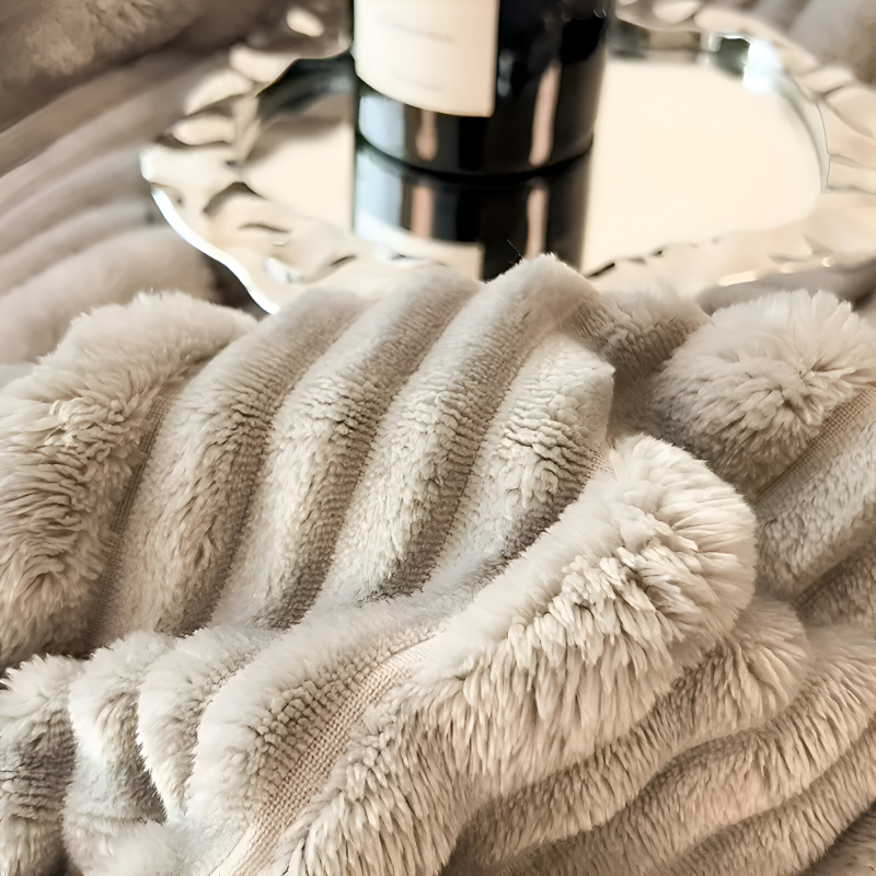 Gestreifte Fleecedecke – Plaid mit modernem Vintage-Design