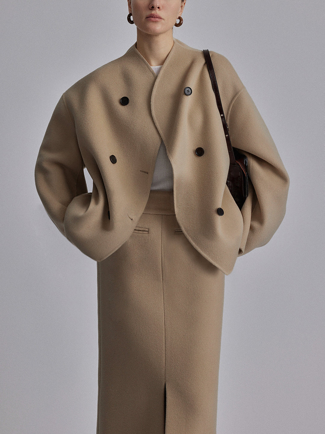 Damen Kurzjacke Mit Doppelreihe Und Modernem Schnitt