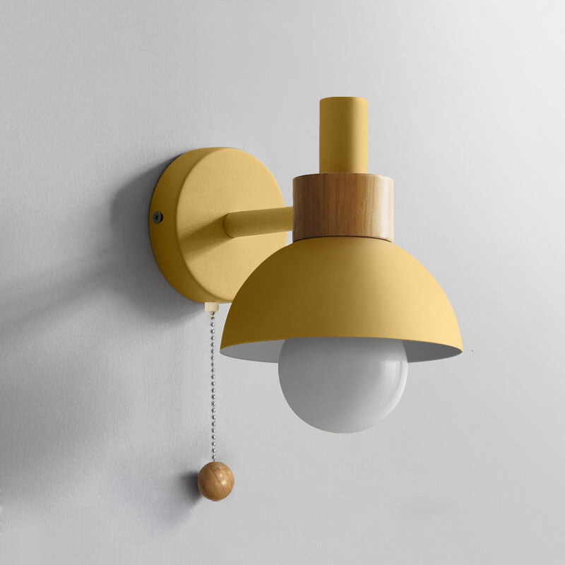 Moderne Glas Wandleuchte in Kugelform für das Wohnzimmer