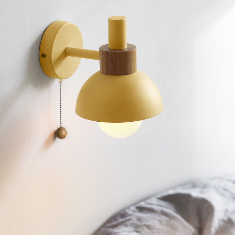 Moderne Glas Wandleuchte in Kugelform für das Wohnzimmer