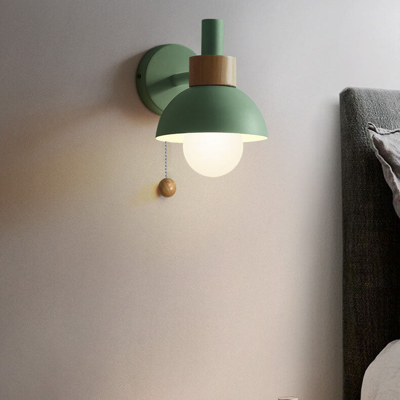 Moderne Glas Wandleuchte in Kugelform für das Wohnzimmer