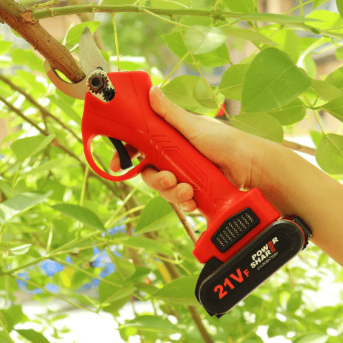 Kabellose ergonomische Gartenschere mit starkem Schneidmechanismus für präzises Arbeiten