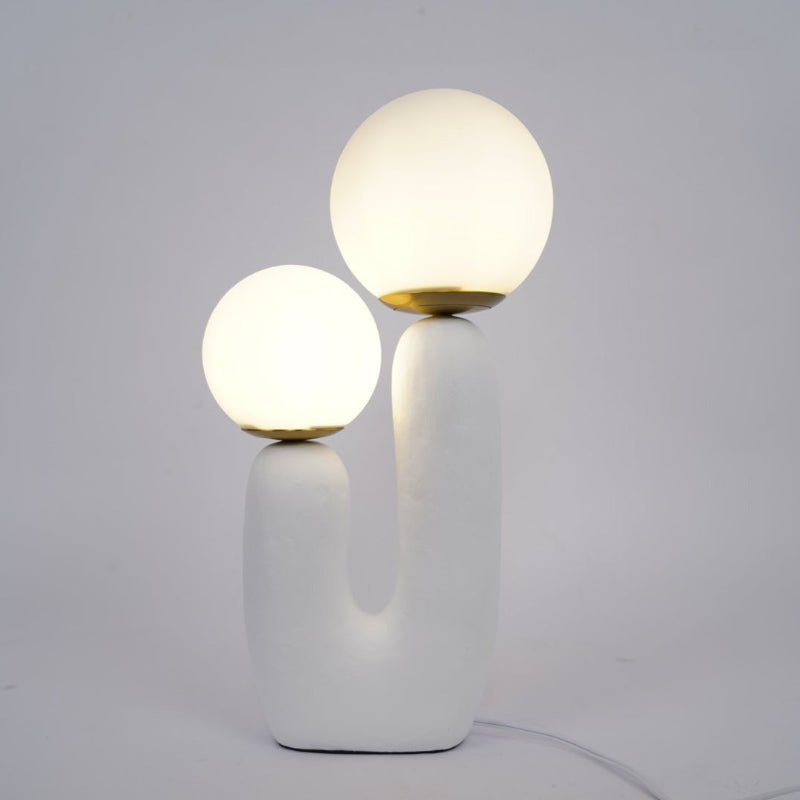 Skandinavische Tischlampe aus Harz für Kinder- und Schlafzimmer