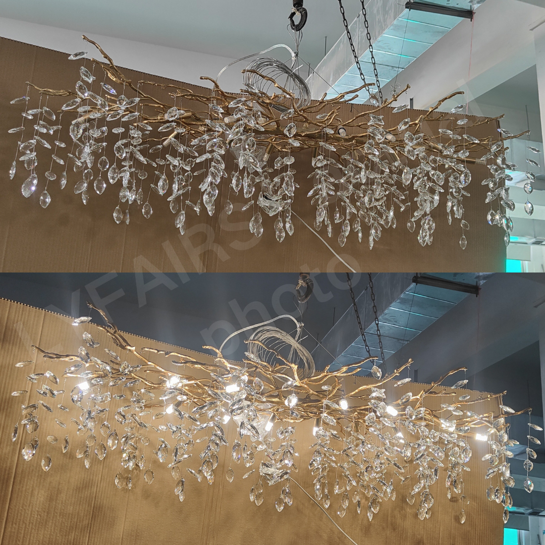 Eleganter Kristallleuchter im Astdesign