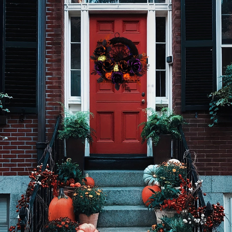 Halloween Gothic Türkranz mit Spinnennetz – Schwarze Rosen & Glitzerakzente für gruselige Herbstdeko