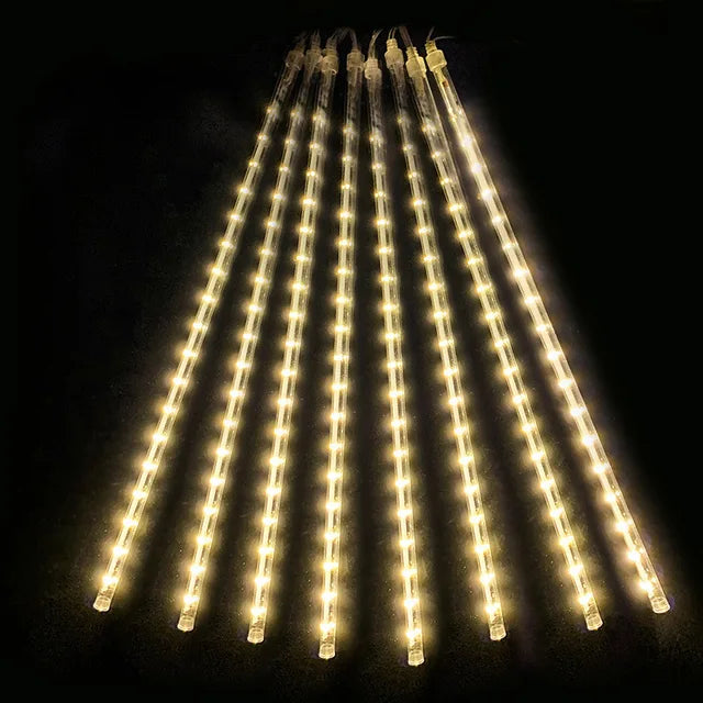 Verspielte wetterfeste LED-Meteorlichter für Garten und Balkon