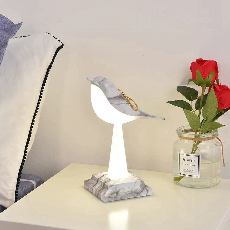 Moderne Tischlampe mit Vogel-Design – Stilvolle Akzente für Ihr Interieur