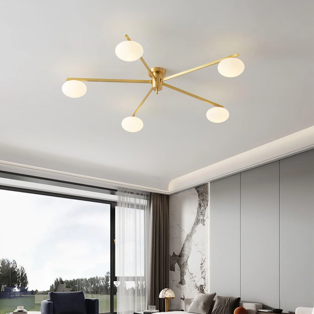 Moderne Deckenleuchte aus Metall und Glas im minimalistischen Design