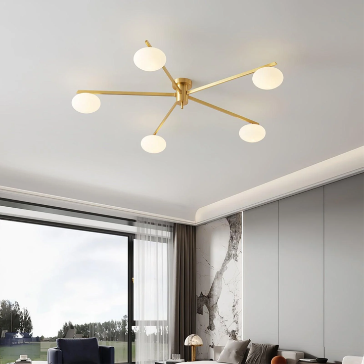 Moderne Deckenleuchte aus Metall und Glas im minimalistischen Design