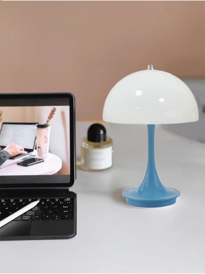 Retro Tischlampe mit Pilzform und sanftem Licht für gemütliche Räume
