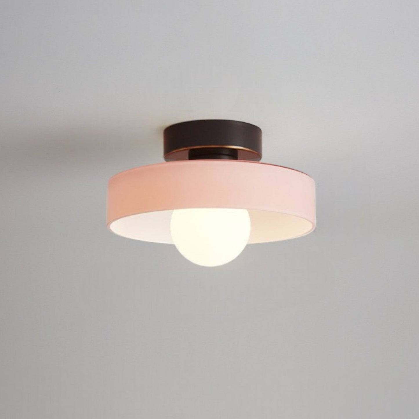 Französische Bauhaus-Deckenleuchte – Elegantes Design für moderne Räume