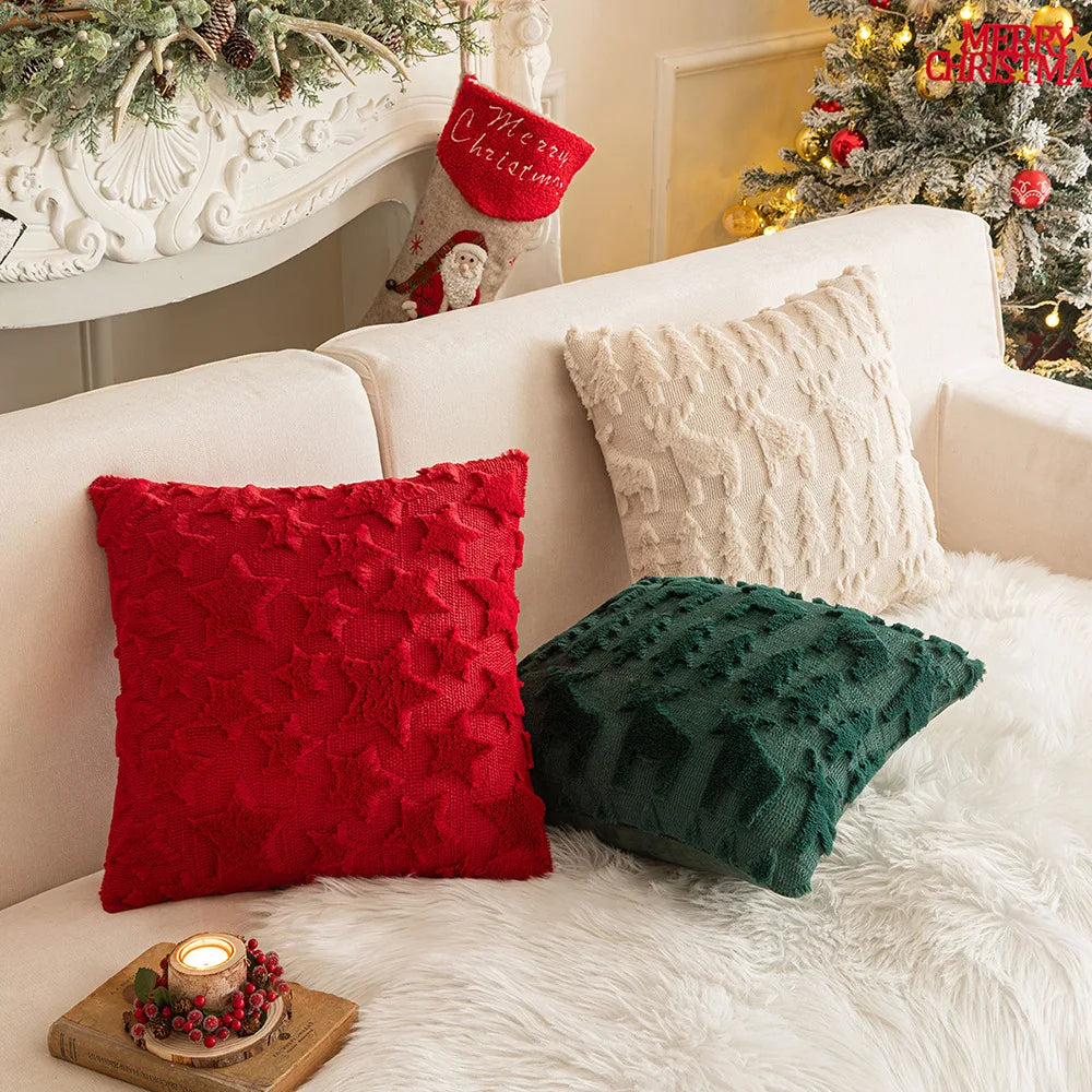 Weihnachtliche Dekokissen – Stilvolle Kissenhüllen mit festlichen Motiven