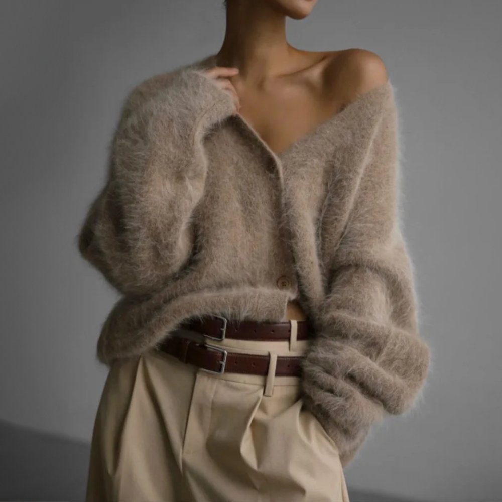 Damen Cardigan Mit V-Ausschnitt Und Elegantem Design