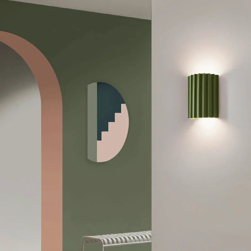Moderne stilvolle LED-Wandleuchte für Wohnzimmer und Flur