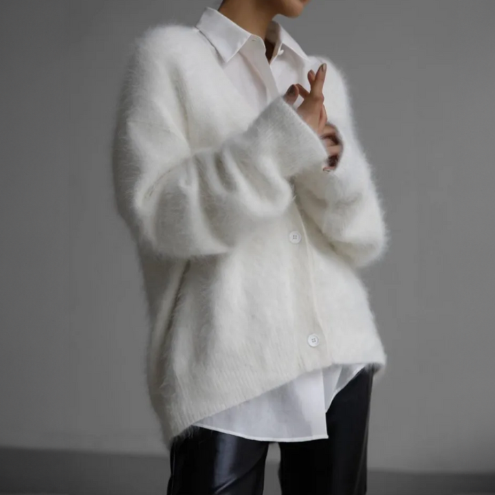 Damen Cardigan Mit V-Ausschnitt Und Elegantem Design