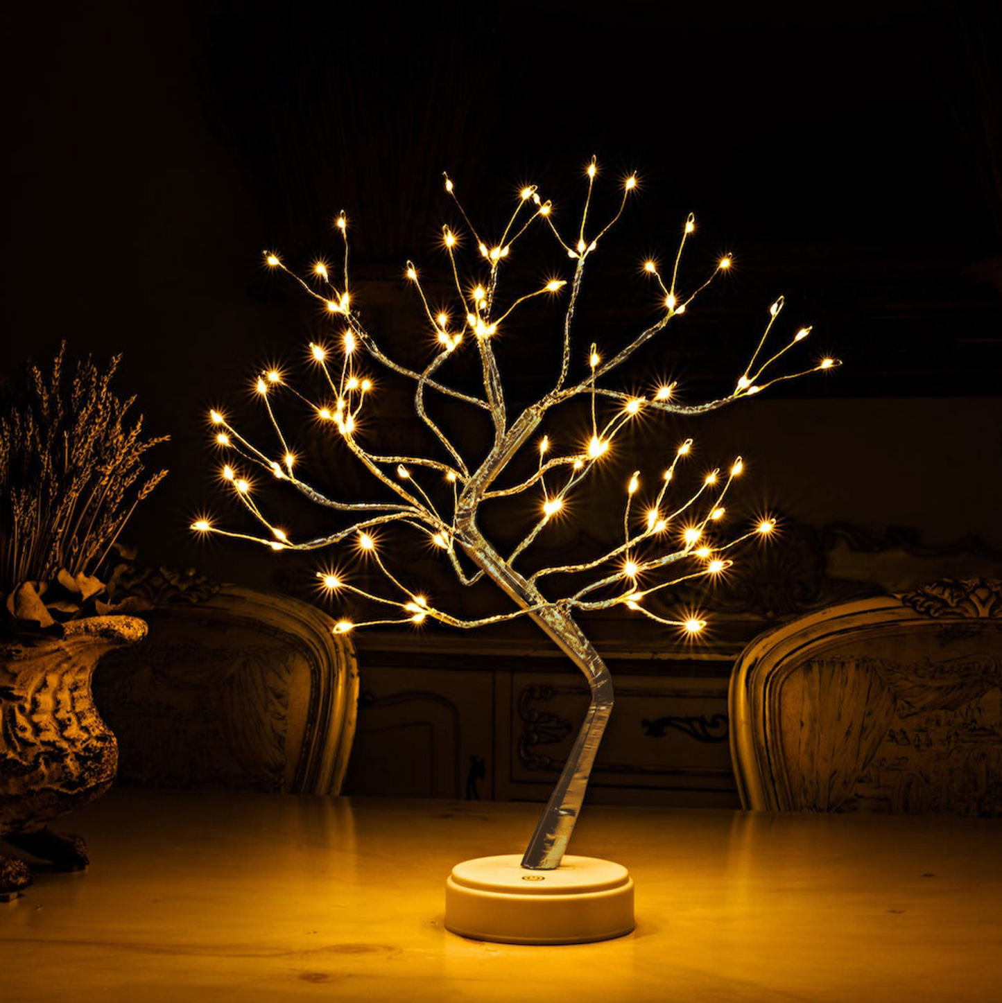 Magischer Lichterbaum – Kabellose LED-Akku-Tischlampe für stimmige Beleuchtung