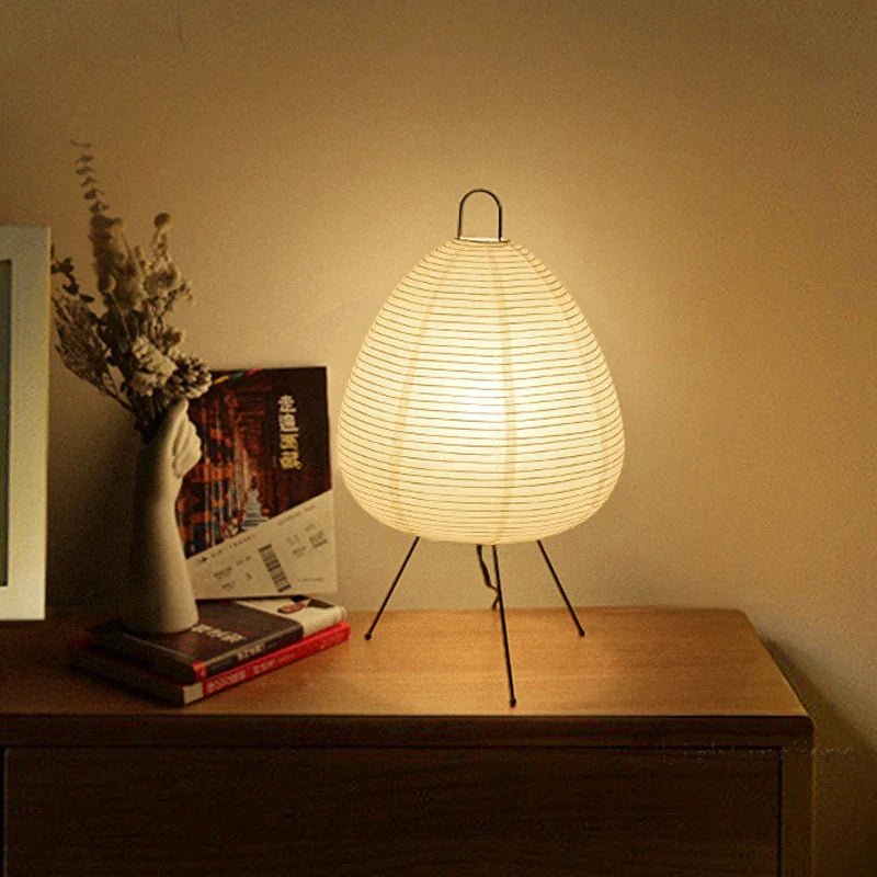 Japanische Reispapierlampe – Minimalistisches Design & Sanftes Licht für ruhige Räume