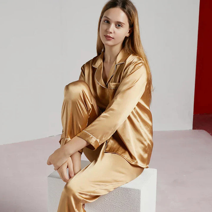 Damen Pyjama Set Aus Wildlederoptik Mit Zipp Details