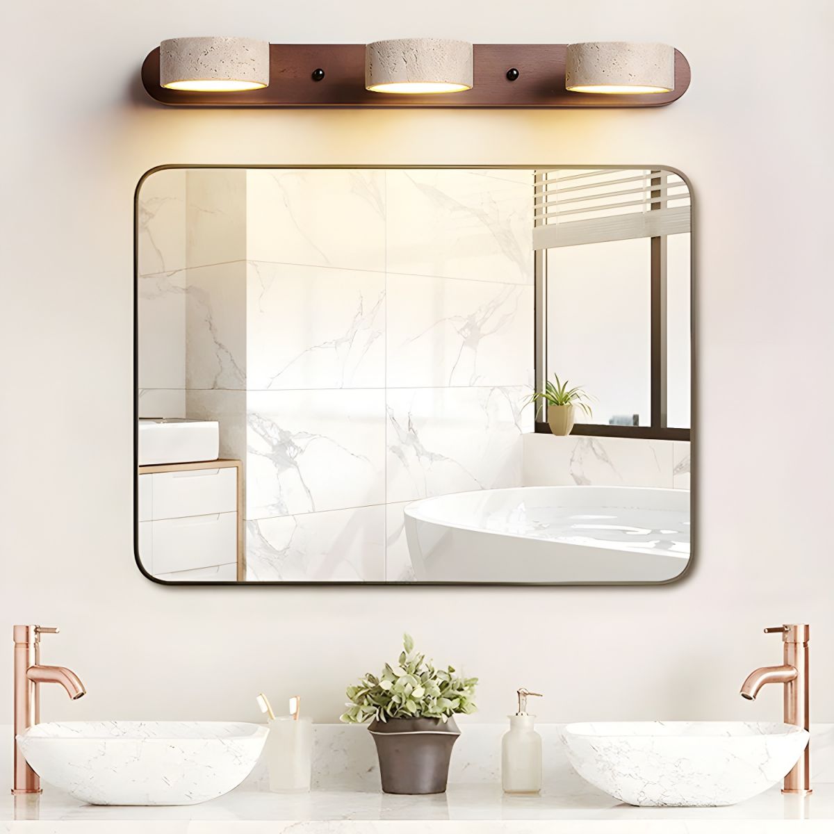 Moderne Wandlampe mit Travertin und Holz im minimalistischen Duo-Design