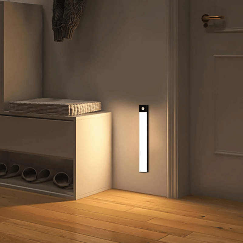 Wiederaufladbare LED-Lichtleiste mit Bewegungssensor - Kabellose Raumbeleuchtung für drinnen und draußen