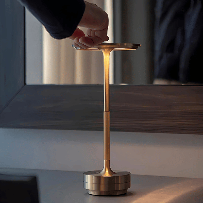 Schnurlose LED-Tischlampe mit Touch-Dimmung - Wiederaufladbare Designerlampe