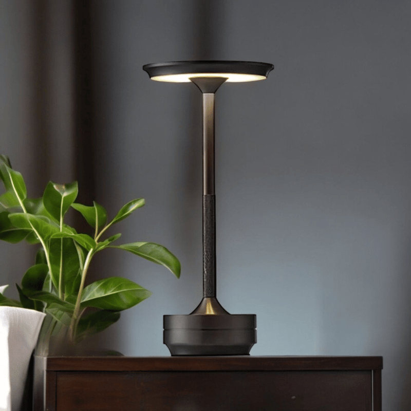 Schnurlose LED-Tischlampe mit Touch-Dimmung - Wiederaufladbare Designerlampe