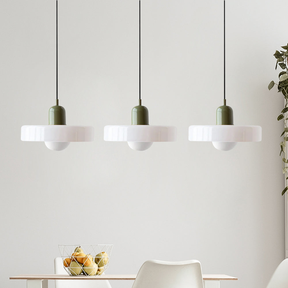 LED Pendelleuchte mit farbigen Glasschirmen für Wohnzimmer und Esszimmer