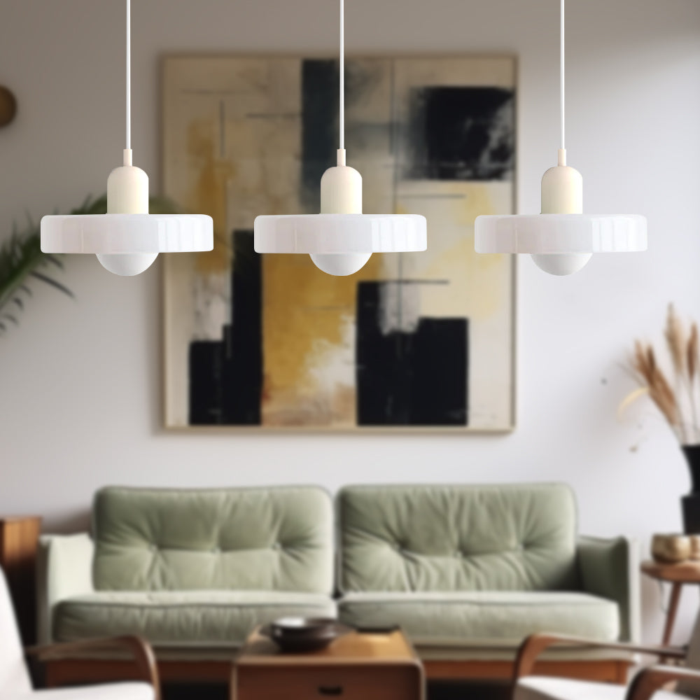 LED Pendelleuchte mit farbigen Glasschirmen für Wohnzimmer und Esszimmer