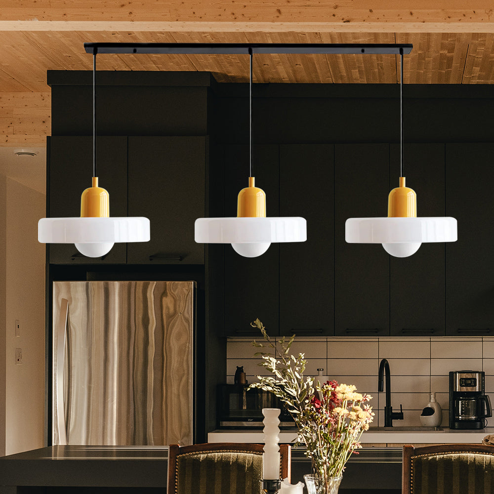 LED Pendelleuchte mit farbigen Glasschirmen für Wohnzimmer und Esszimmer