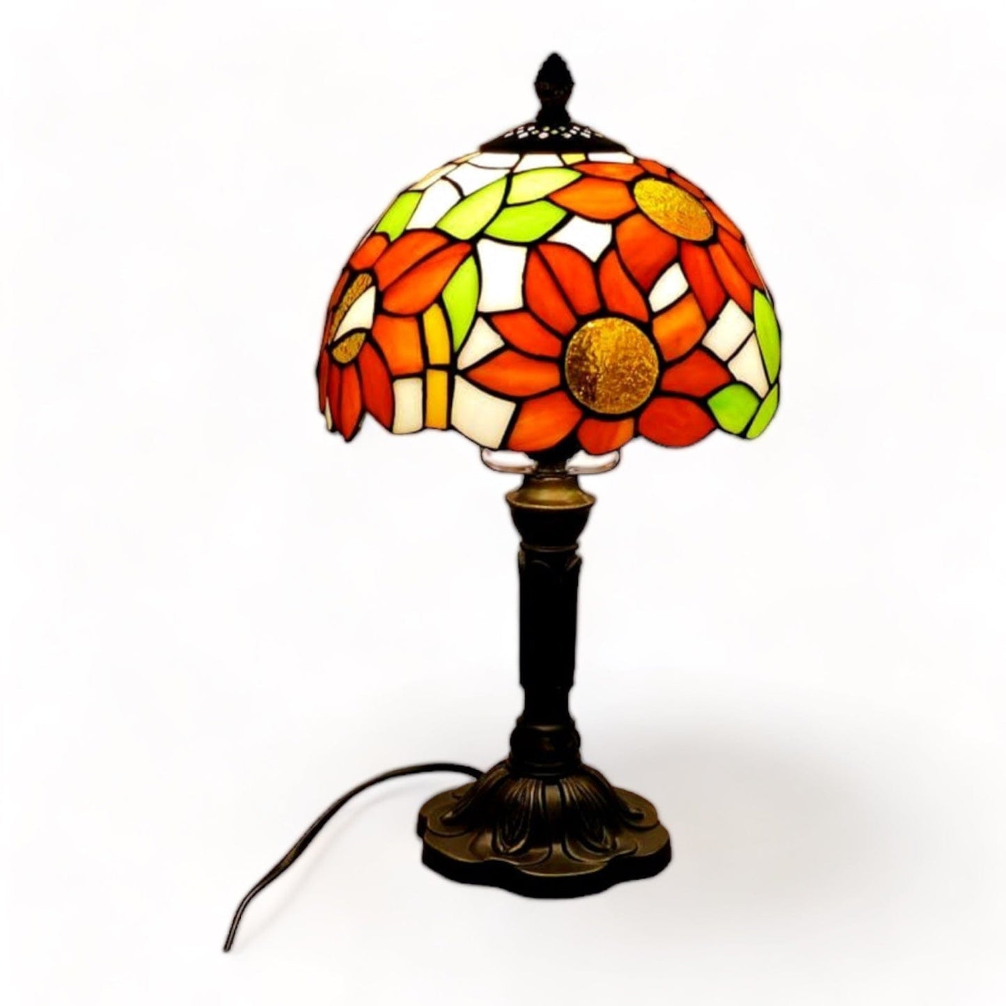 Tiffany-Stil Nachttischlampe – Zeitlose Eleganz für Schlafzimmer & Wohnräume