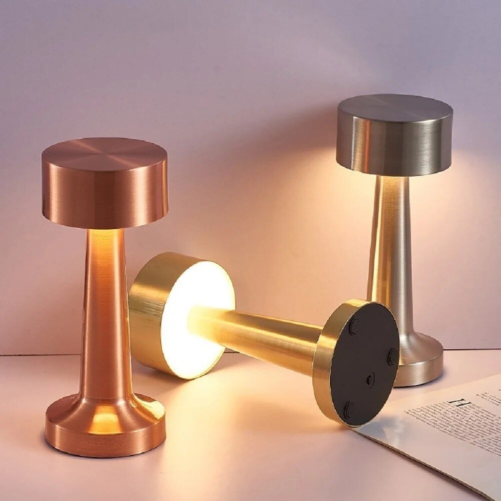 Kabellose LED-Tischlampe mit minimalistischem Design für stilvolle Räume