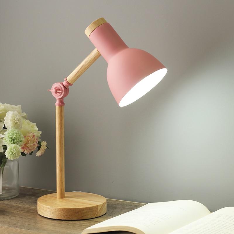 LED-Schreibtischlampe im skandinavischen Stil – Funktion trifft Design