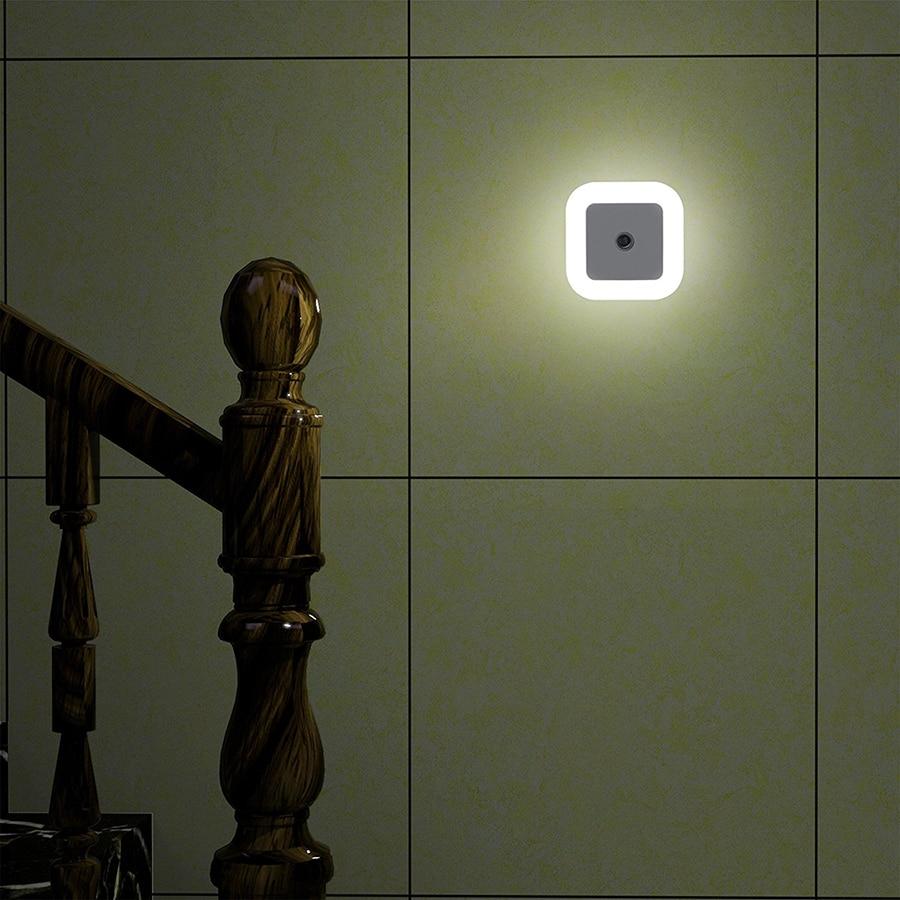 LED-Nachtlicht mit Lichtsensor für Schlafzimmer, Flur und Kinderzimmer